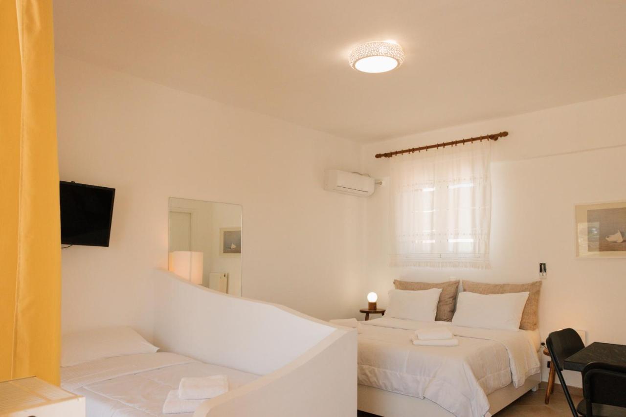 Paktia Villas Парос Екстериор снимка