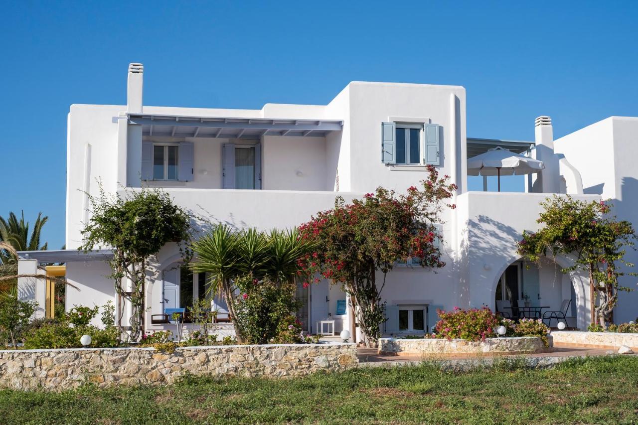 Paktia Villas Парос Екстериор снимка