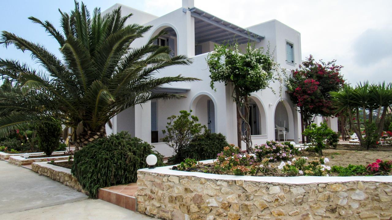 Paktia Villas Парос Екстериор снимка